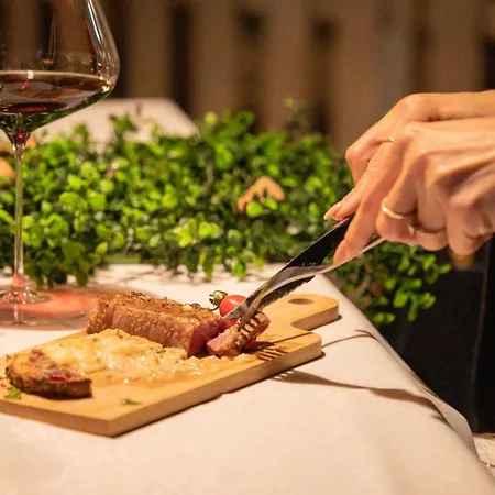 Opus One Luxury Guest House & Wine Faro